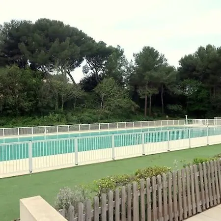 Domaine De La Coudouliere, Calme, Sans Vis A Vis, Proche Mer, Piscine Apartment
